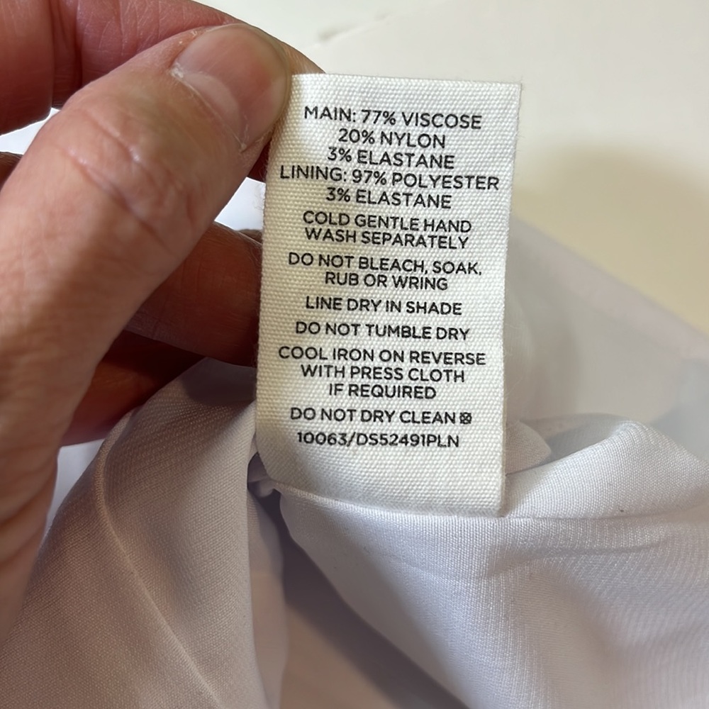 NWT: Glassons strapless, white, mini bodycon - Picture 12 of 12